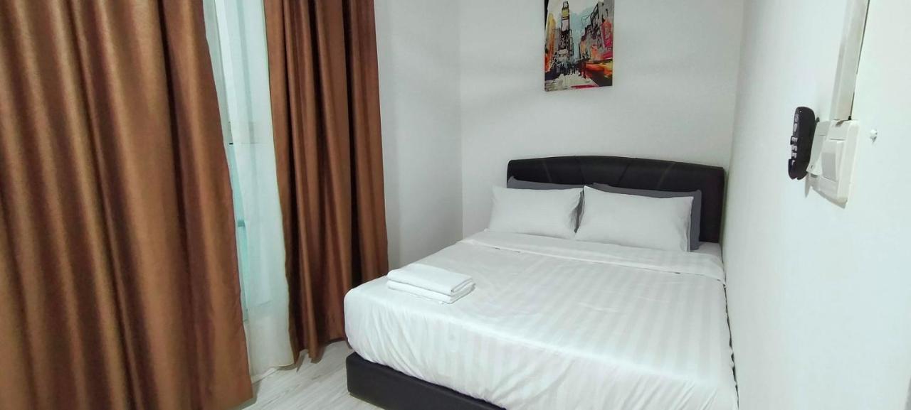 Sutera Avenue Kota Kinabalu Appartement Buitenkant foto