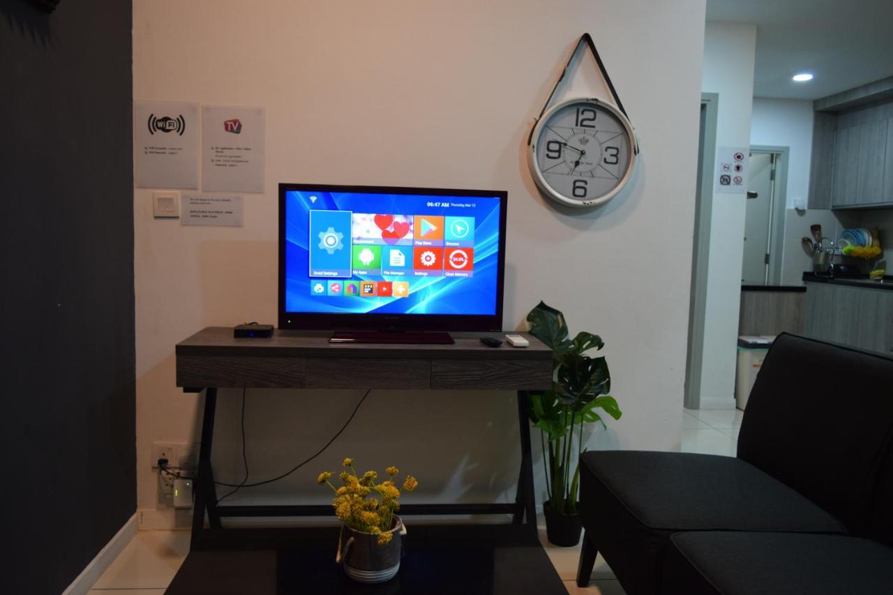 Sutera Avenue Kota Kinabalu Appartement Buitenkant foto