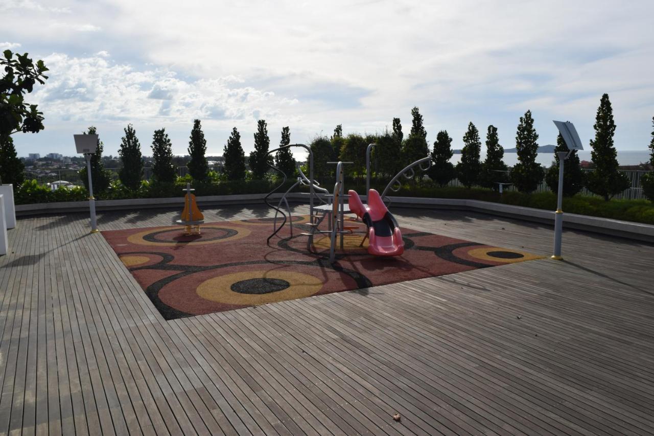 Sutera Avenue Kota Kinabalu Appartement Buitenkant foto