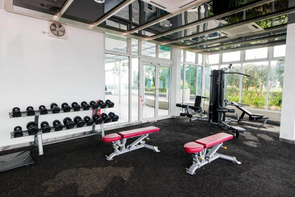 Sutera Avenue Kota Kinabalu Appartement Buitenkant foto