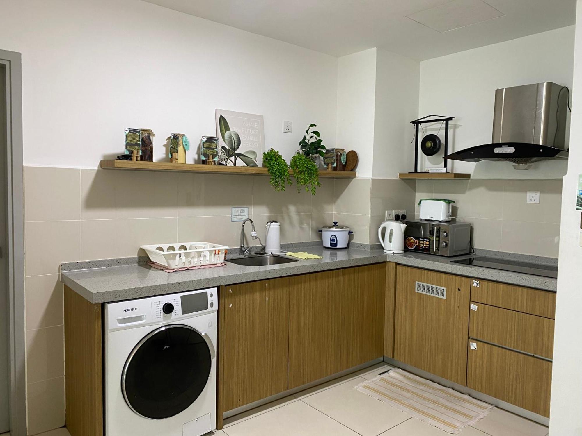 Sutera Avenue Kota Kinabalu Appartement Buitenkant foto