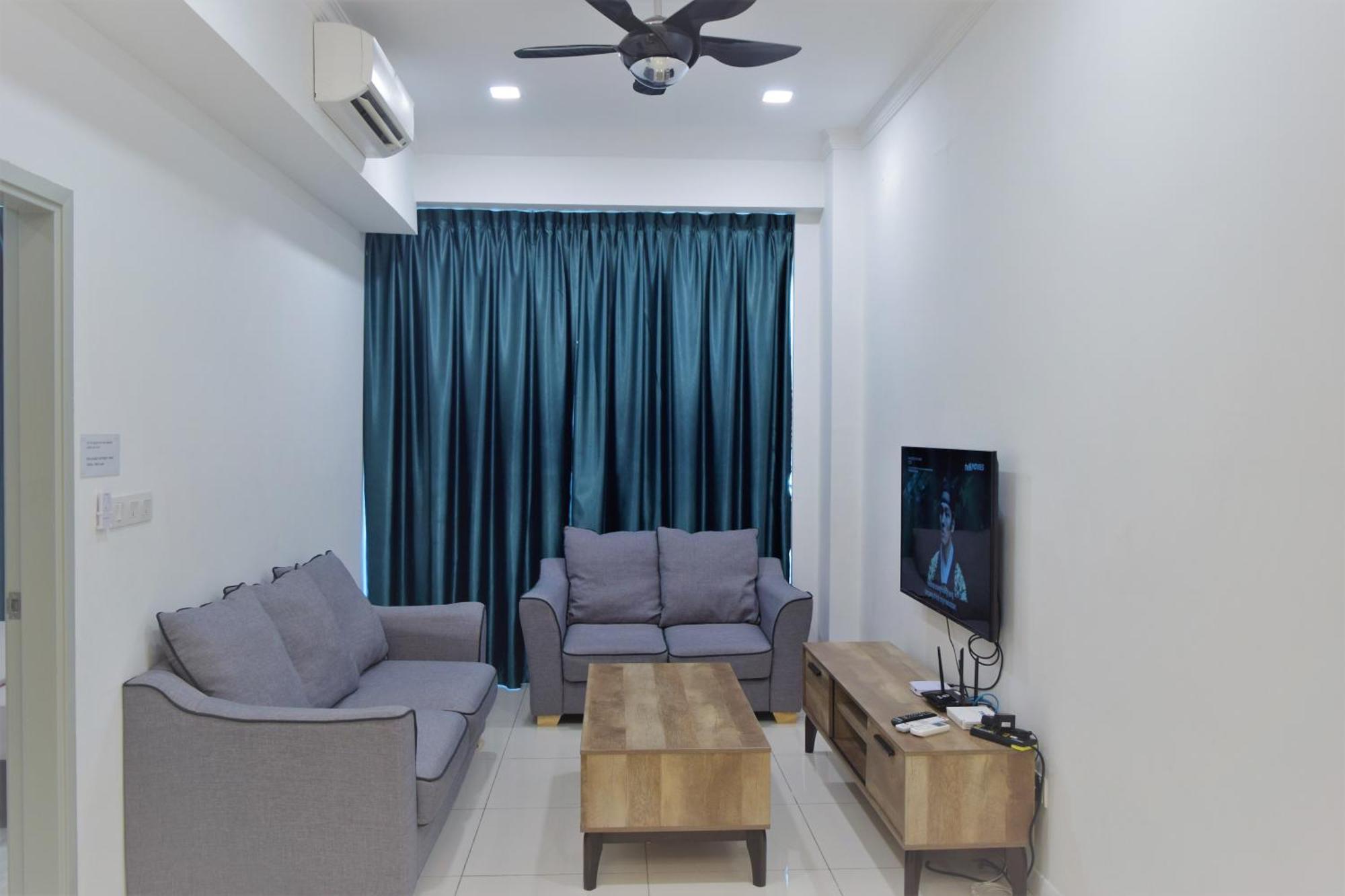 Sutera Avenue Kota Kinabalu Appartement Buitenkant foto